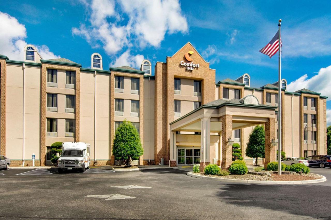 Comfort Inn Airport Roanoke Bagian luar foto