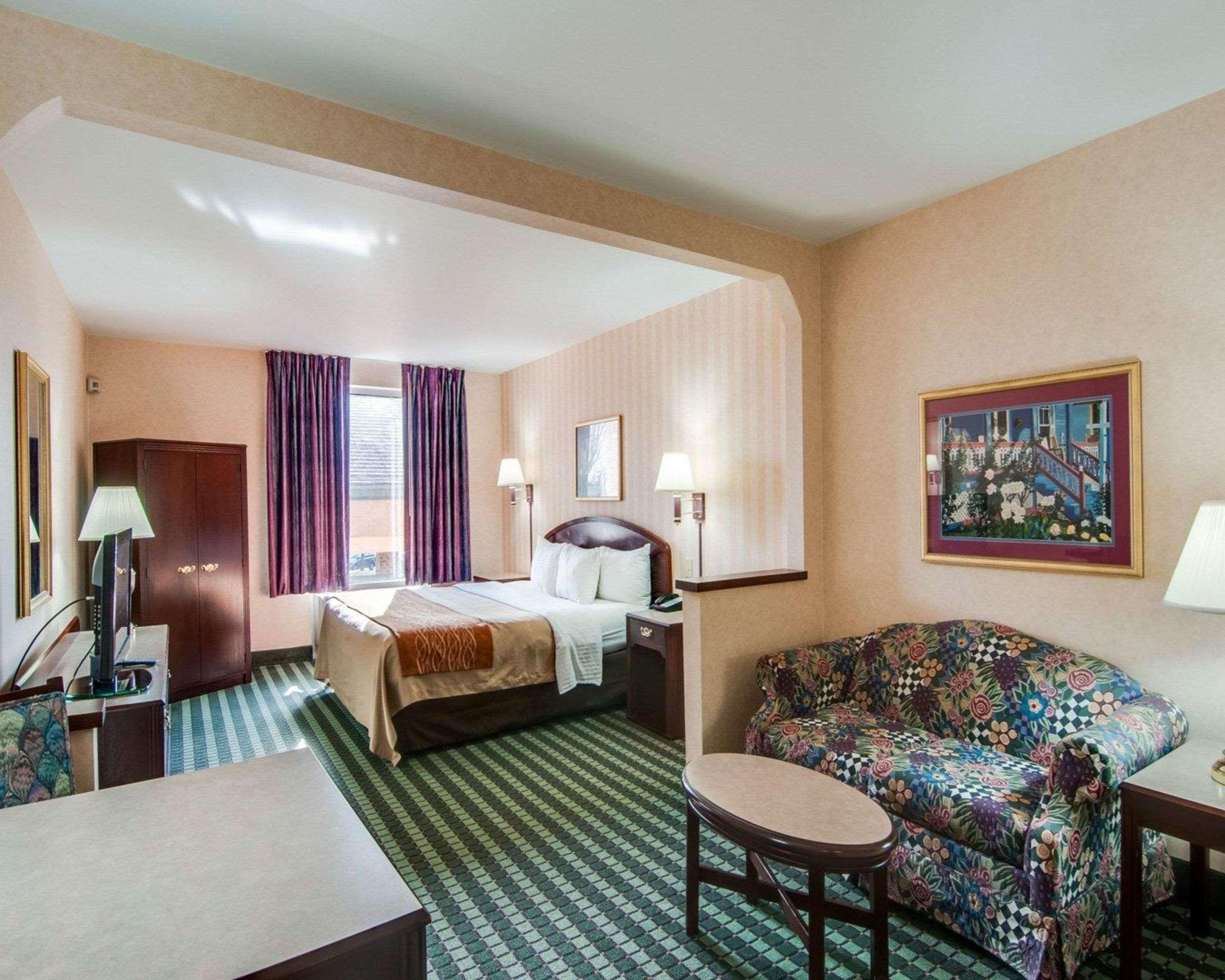 Comfort Inn Airport Roanoke Bagian luar foto