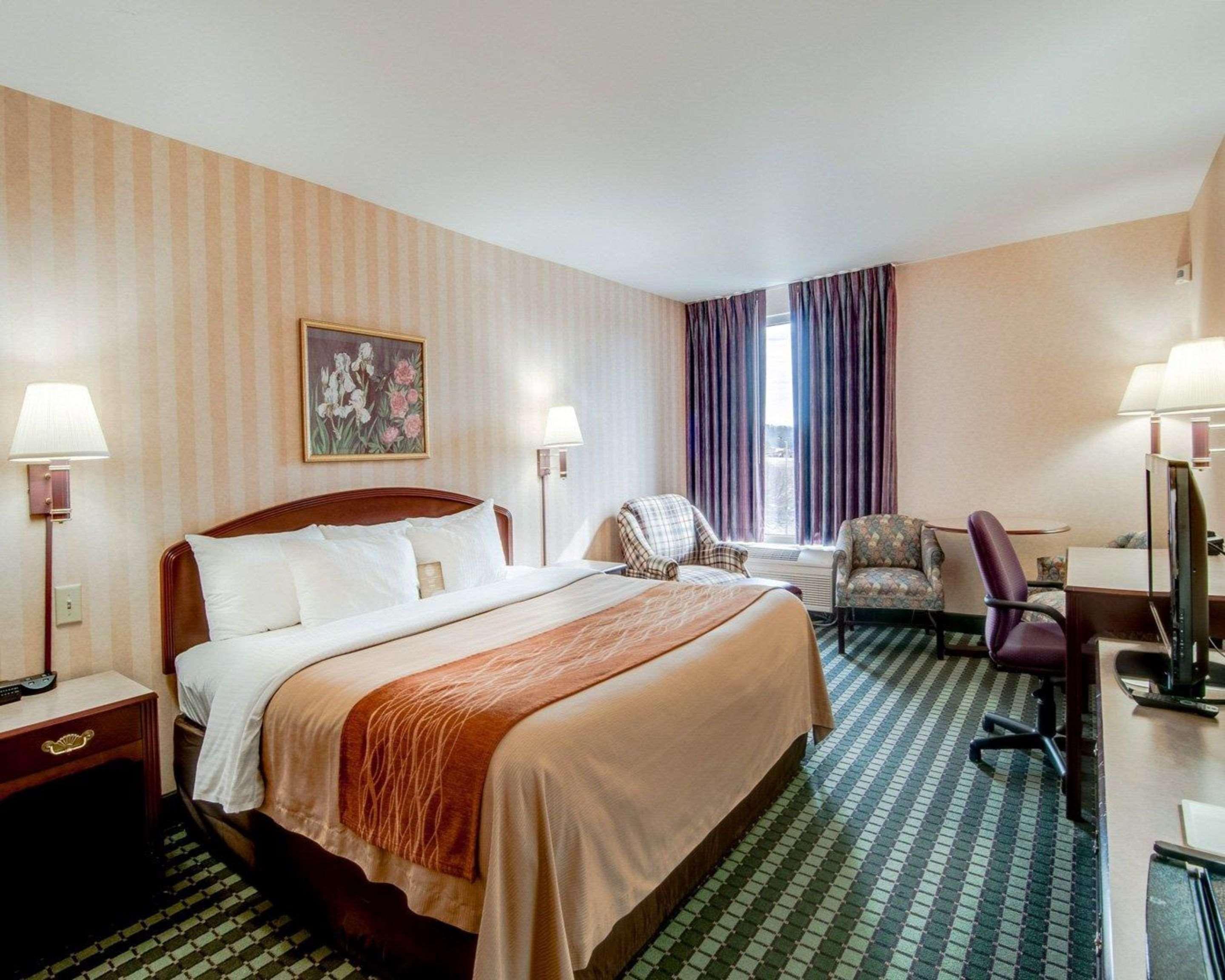 Comfort Inn Airport Roanoke Bagian luar foto