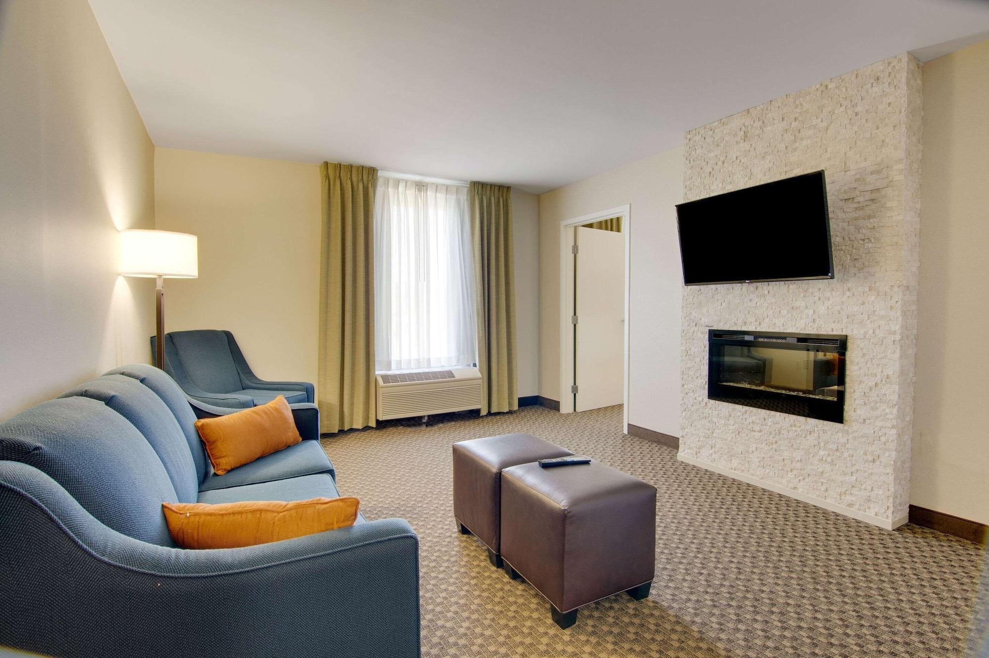 Comfort Inn Airport Roanoke Bagian luar foto