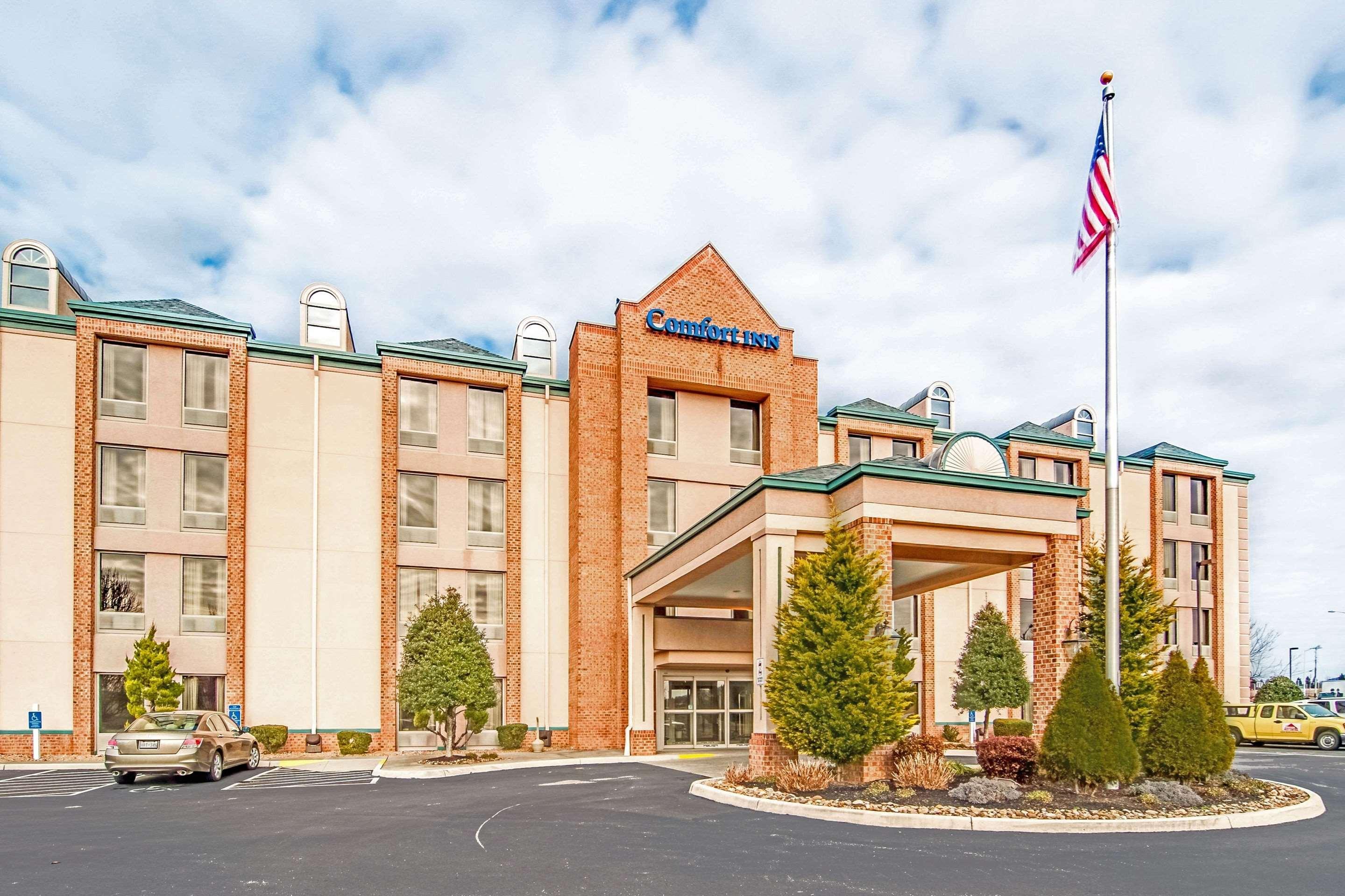 Comfort Inn Airport Roanoke Bagian luar foto