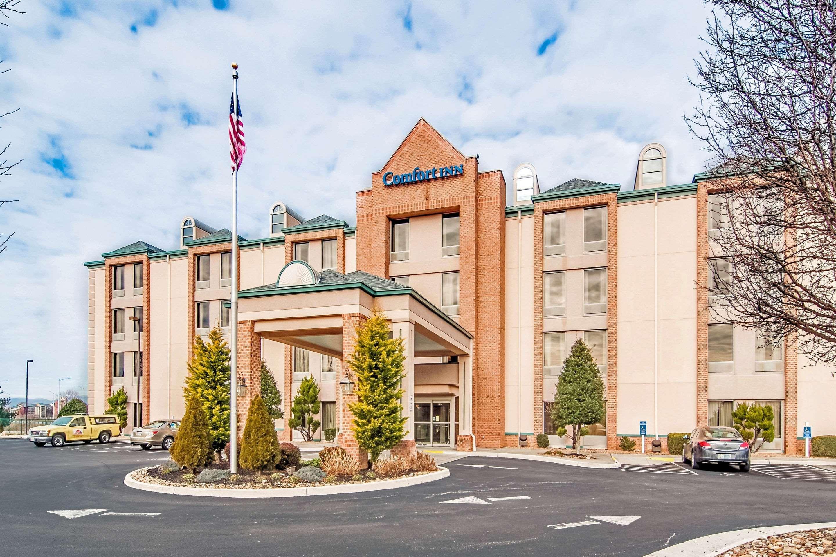 Comfort Inn Airport Roanoke Bagian luar foto